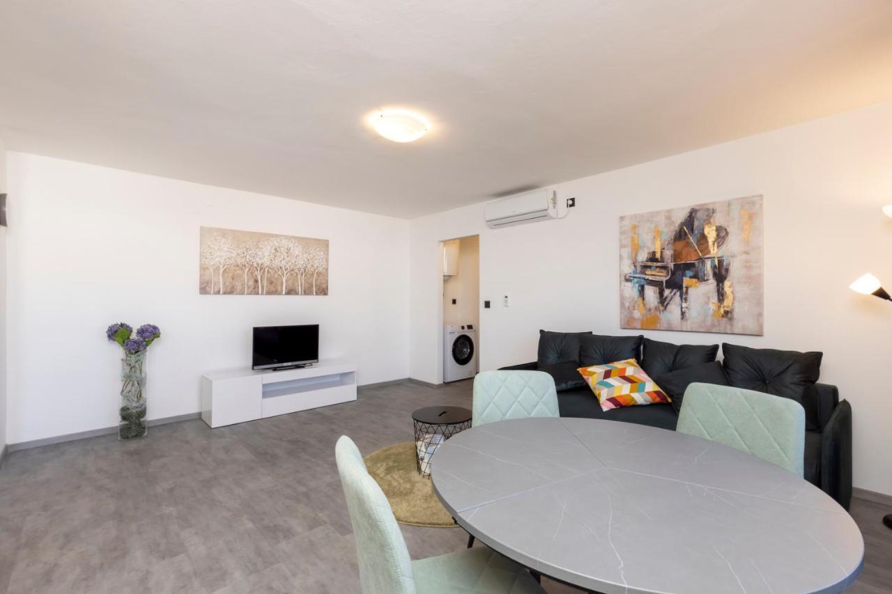Providenca Accommodation Mali Losinj Bilik gambar